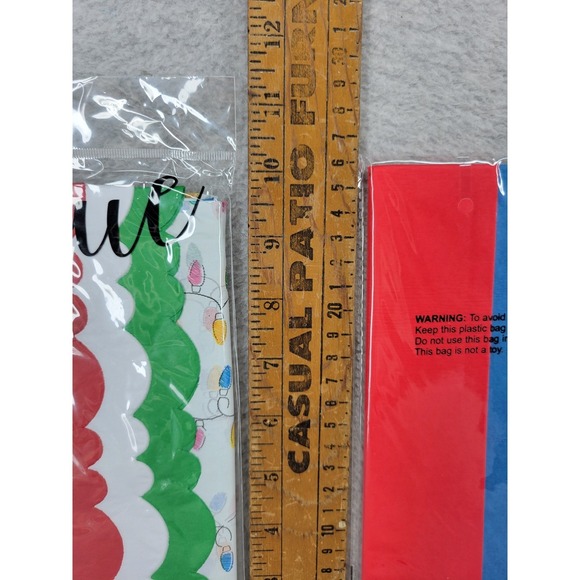 Lot Of Blueink Studios Christmas Tissue Paper Solid Red Blue Green Holiday - Picture 6 of 6